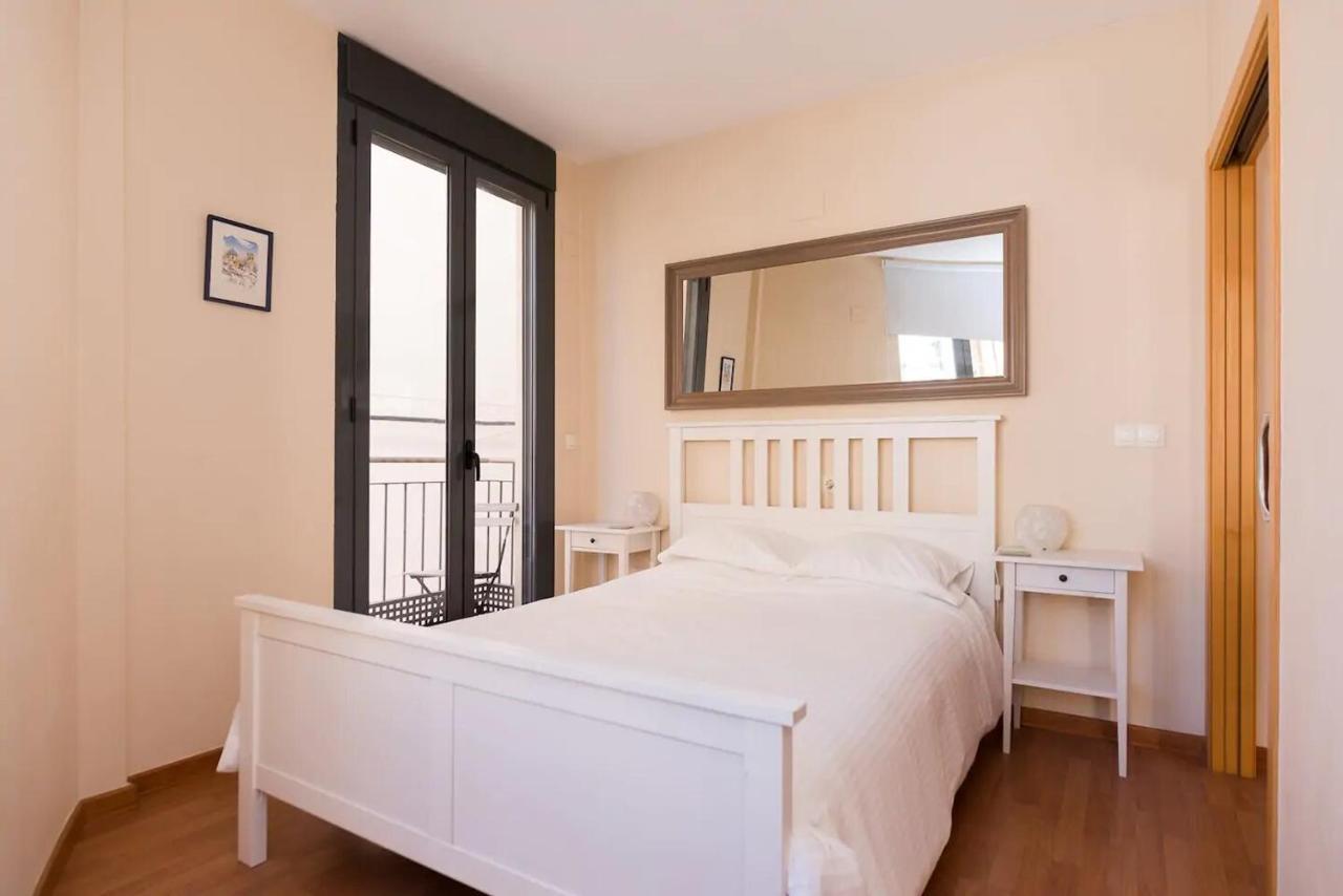 Alc - Modern 2 Bed Apartment In Historic Centre Аликанте Екстериор снимка